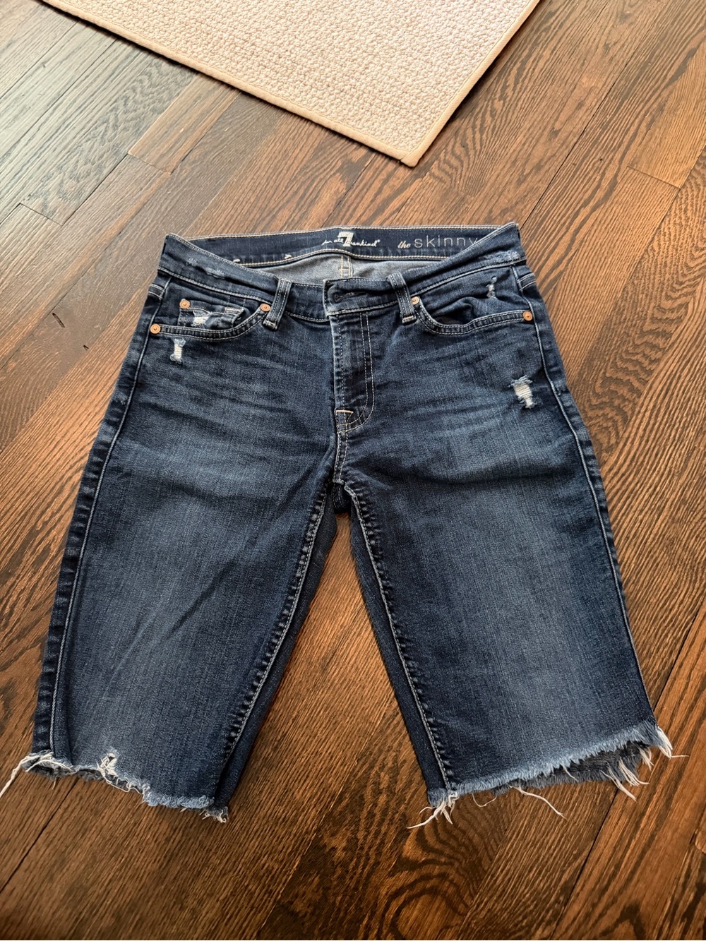 Women’s Seven Jeans The Skinny Shorts